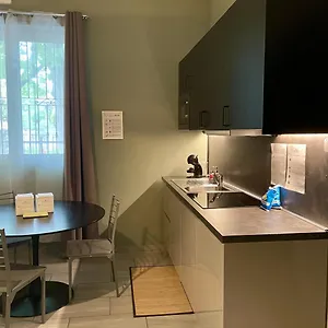 Appart hôtel Bnbook La Red, Rho